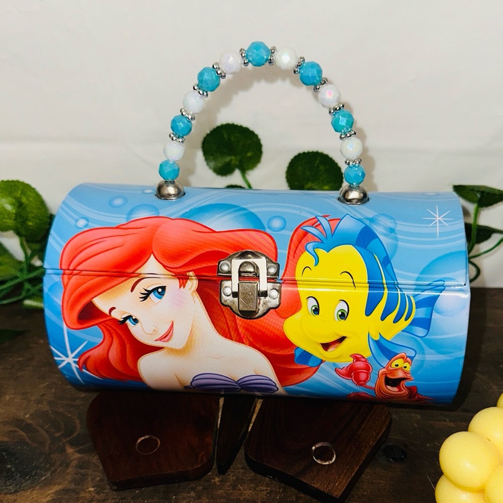 Disney Little Mermaid Ariel Flounder Tin Purse Container